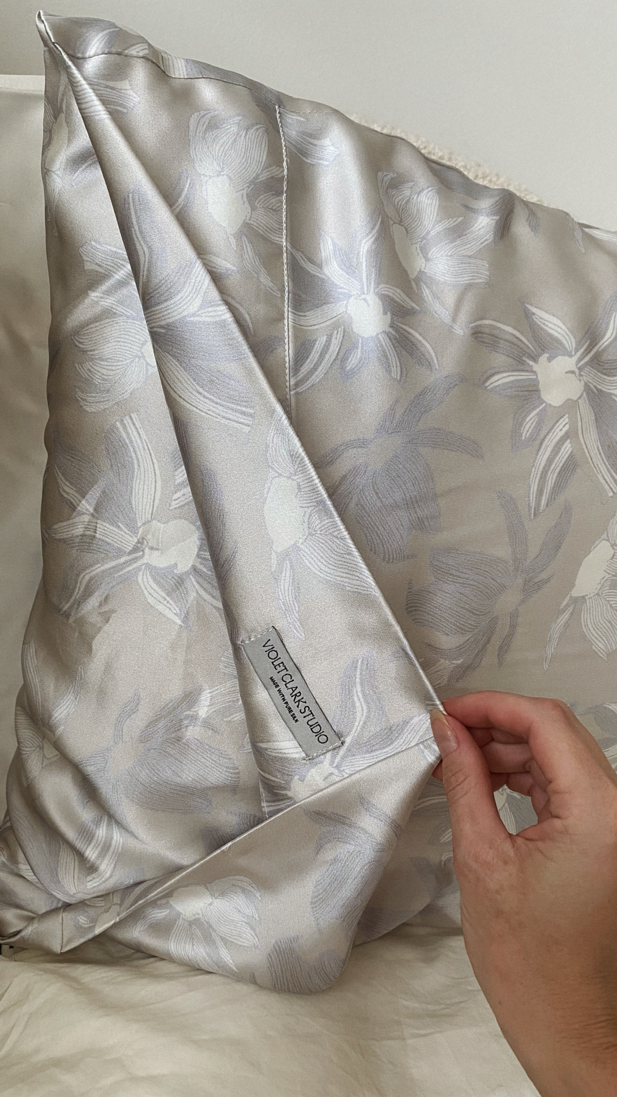Flannel Flower Silk Pillowslip