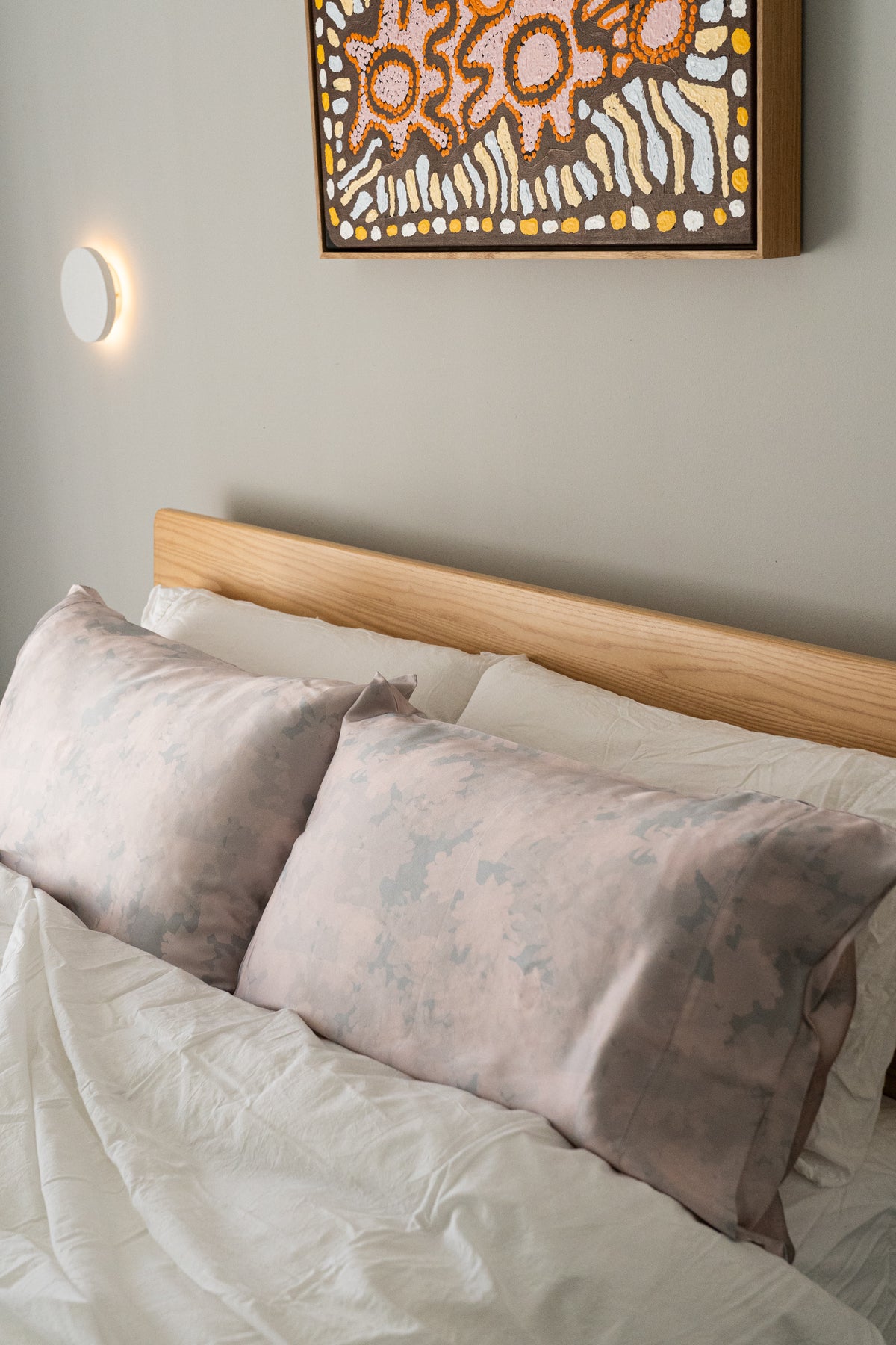 Flowerpress Grey Silk Pillowslip